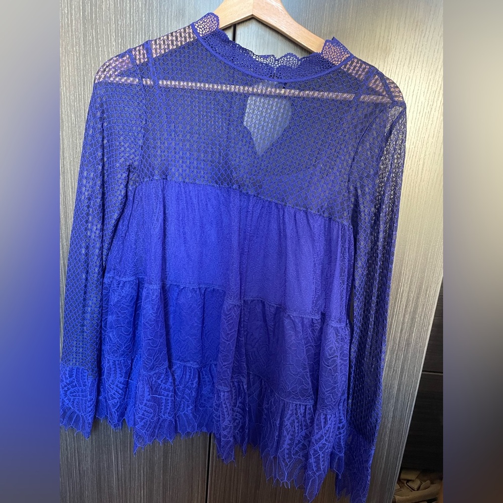 Like new - worn once - AllSaints lace top sz 4